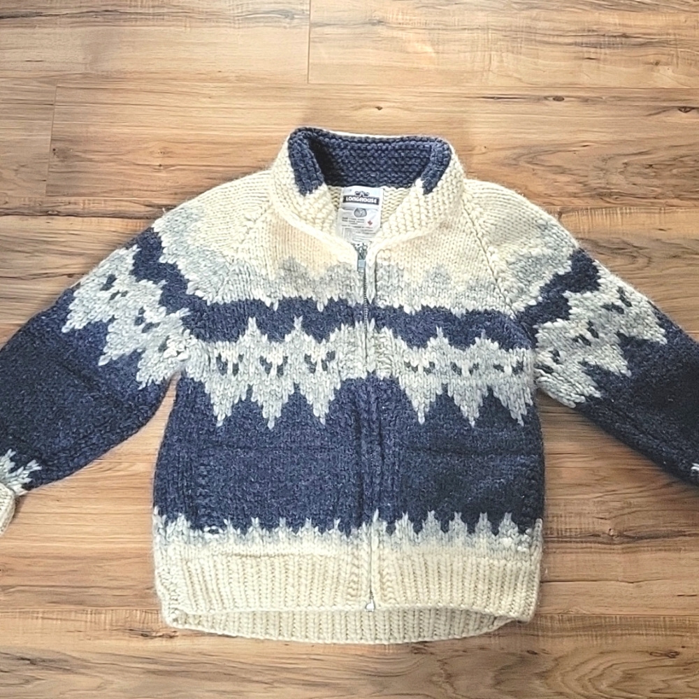 Vintage Longhouse, 100% virgin wool, Handknit Sweater